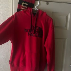 North Face Hoodie (red)